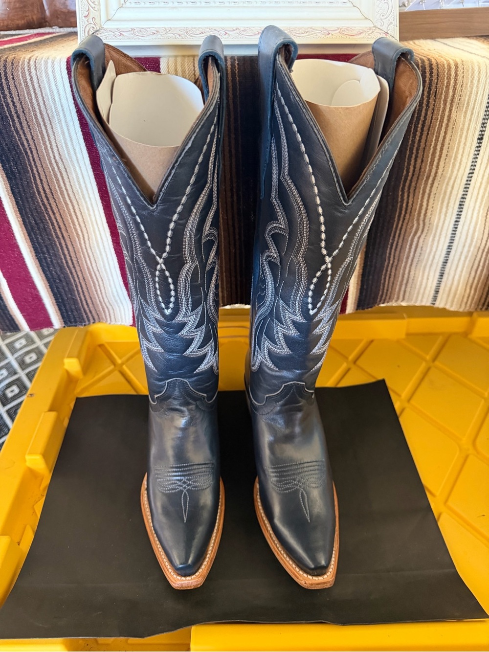 Circle G by Corral Ladies Dark Blue Embroidery Snip Toe Western Boots